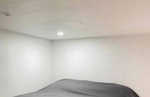 Old East York House | Relax Room I East York Space Share Toronto Canada