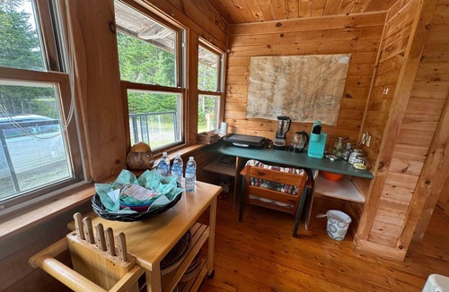 Evanston Cottage | Relaxing Cedar Log Cottage on Bras d'Or Lake over 300 Ft Private Beach & Kayaks