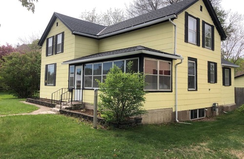Wabasha House | Remodeled duplex in the heart of Wabasha MN