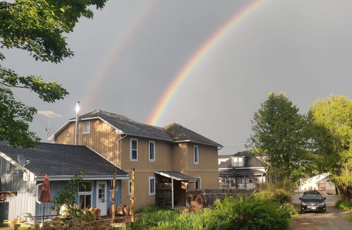 Barry's Bay House | Remodeled Historical Home Apartment in the Heart of Barry's Bay