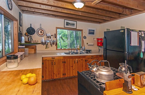 Kenora Cottage | Remote wilderness island with comforts of home