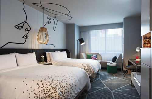Downtown Montreal Hotel | Renaissance Montreal Downtown Hotel