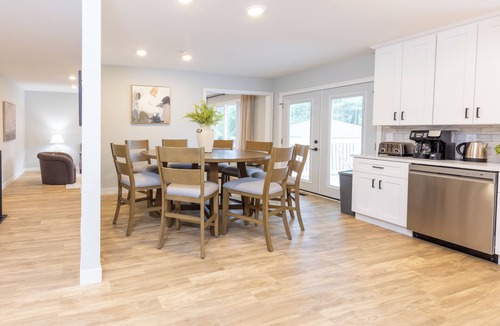Richfield House | Renovated 5-bedroom house in Minneapolis, Richfield.
