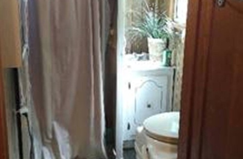 Irondale Cottage | Renovated Cottage Across from Lake- Use of Kayaks, Highlands