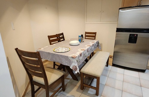 Vaughan Apartment | Rental Basement Apartment. Great location, parking, separate entrance, private.