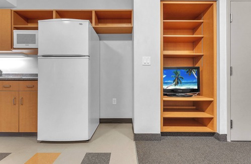 London Hotel | Residence & Conference Centre - London