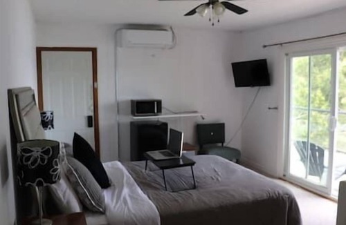 Port Stanton Hotel | Resort , lake view, pool, hot tub, sauna, pets, #4