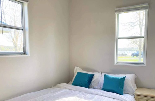 Roseneath Cottage | rice lake 4 bedrooms cottage
