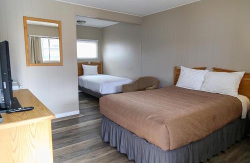 Osoyoos Hotel | Richter Pass Beach Resort