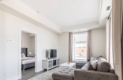Smiths Falls Apartment | Rideau 2Br Signature Apartment Free Parking