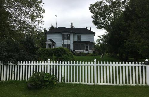 Rideau Lakes House | Rideau lakes country home