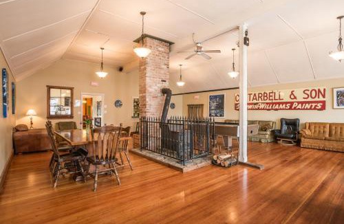 Cumberland Hostel | Riding Fool Accommodation