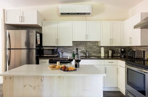 Bayham House | River House Getaway