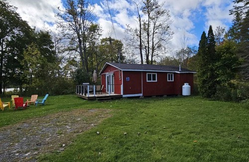 Hastings Cottage | River View 3 Bedroom Cottage 12