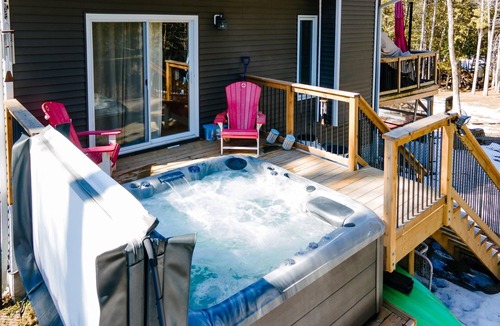 Haliburton Cottage | Riverfront Serenity ion Drag