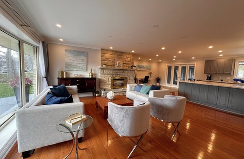 Foxboro House | Riverside Charming Bungalow - Nature Retreat