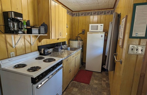 Park Rapids Cabin | Riverside Point Resort #2 | 2 Bed, 1 Bath