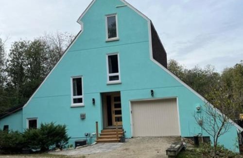 Elora House | Riverside Retreat with Sauna & Hot Tub in Elora