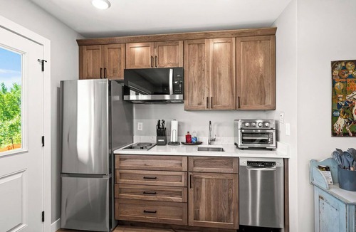 Duluth Apartment | RiverWest Hunters Landing-Riverfront-Base Spirit Mtn.-Dog Friendly-20% off Bike Rentals
