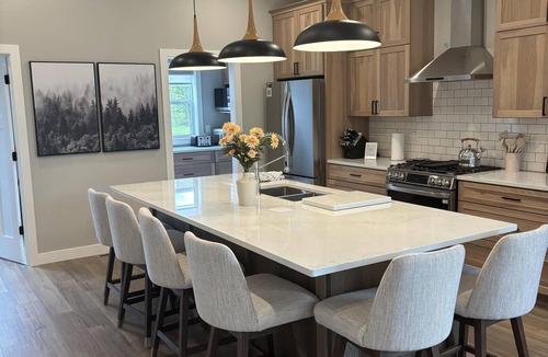 Duluth House | RiverWest Rivers Edge on the River - Brand New -20% off Bike Rentals