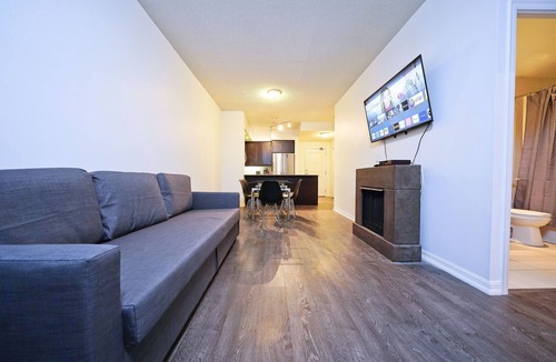 Fashion District Apartment | RivetStays - The Adelaide Suites
