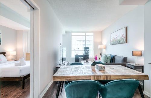 Fort York Apartment | Rivetstays- The Neptune I