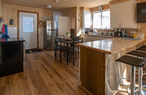 Long Point Cottage | Rock This Wave - Three Bedroom Cottage, Sleeps 8