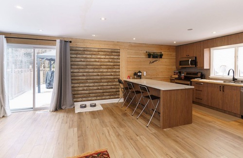 Lake of Bays Cottage | Rose Land ~ 4 Season Modern Cottage ~ Muskoka