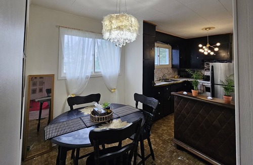 Sydney House | Rowshan dinner+breakfast included
