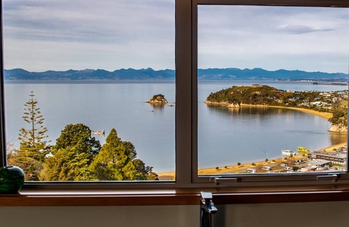 Ngaio Bay House | Roydons – Kaiteriteri Upstairs Holiday Unit