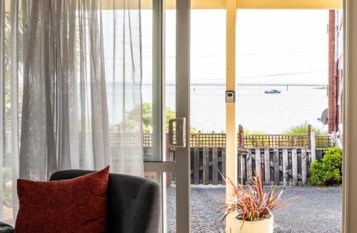 Bluff Apartment | RUA at Bluff