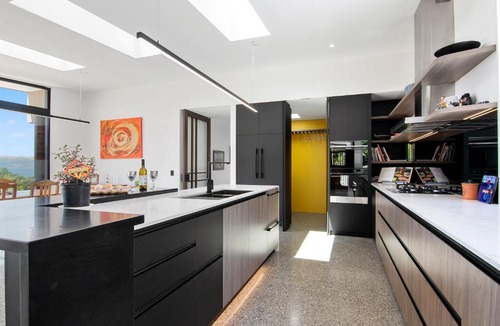 Ruby Bay House | Ruby View - Nelson Holiday Home