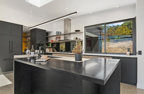 Ruby Bay House | Ruby View - Nelson Holiday Home