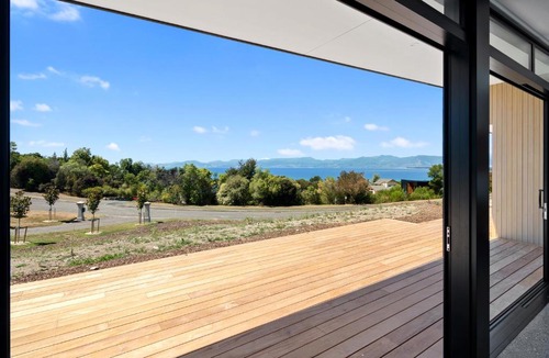 Ruby Bay House | Ruby View - Nelson Holiday Home