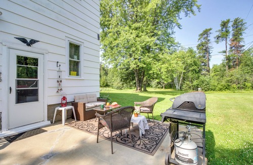 Chisholm Apartment | Rural Minnesota Apartment w/Fire Pit