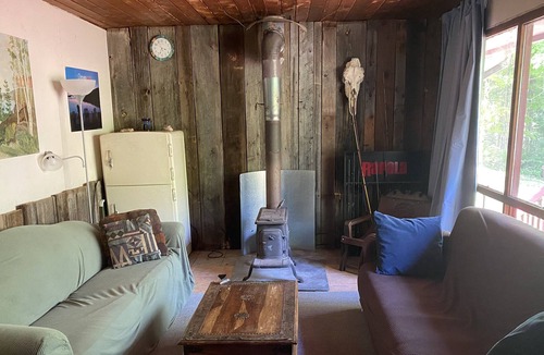 Lake Cottage | Rustic private cottage at the Gut Conservation Area