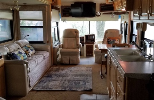 Maple Lake House | RV Life on a Beautiful lake with sunsets, great fishing, swimming and peace.