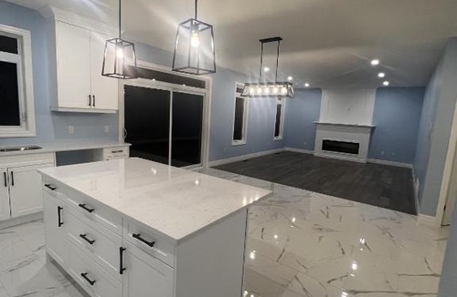 Thorndale House | Sacred Stay in This 4 Bdrm Get Away