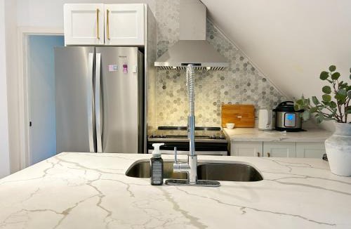 Grimsby Apartment | SAI GON Suit