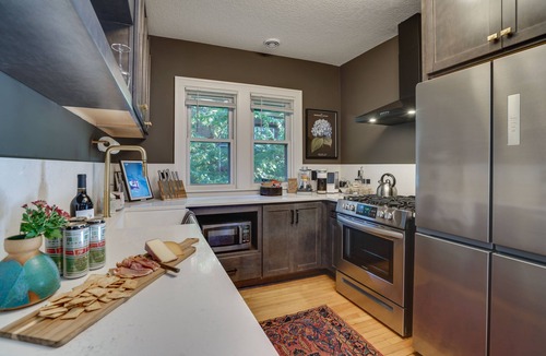 Summit - University House | Saint Paul Vacation Rental Near Downtown!