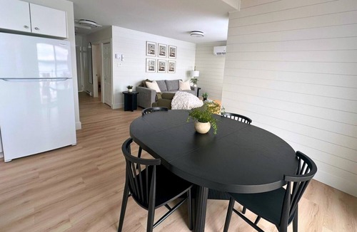 Port Saunders House | Saltwater Steeple - Harbour Suite