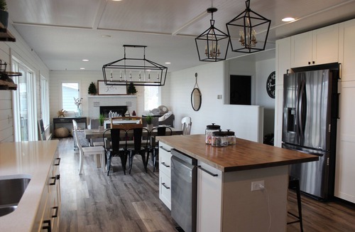 Perham House | Sandy beach, pontoon INCLUDED w/summer rates! Magnolia inspired renovated home.