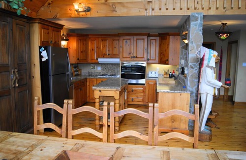 Trent Lakes House | Sandy Lake Chalet Getaway