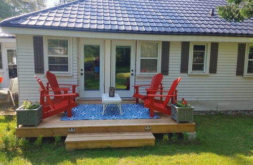 Gravenhurst Cottage | Sandy Pines Cottage. Lake Muskoka, Gravenhurst