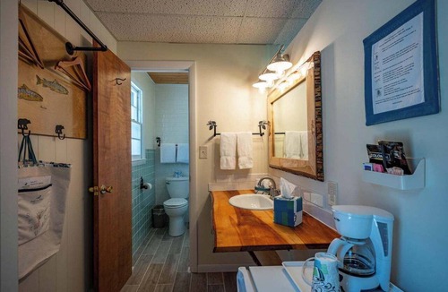 Long Lake Hotel | Sandy Point Motel