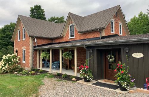 Algonquin Highlands Bed & Breakfast | Sawyer's Creek Bed and Breakfast