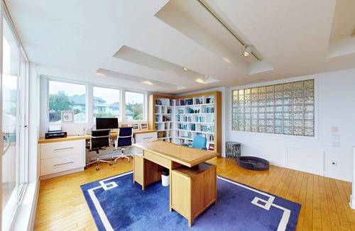 Oak Bay House | Seaview Oasis