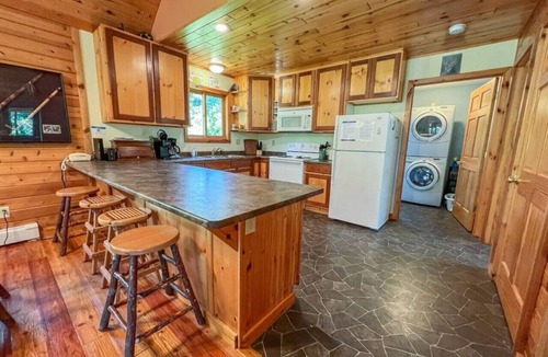 Grand Marais Cabin | Secluded 2-Bedroom Cabin on the Edge of the BWCA