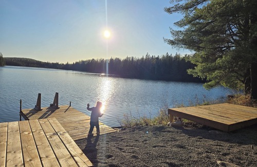 Clear Lake Cabin | Secluded Muskoka Glamping Cabin with Private Lake & Trails