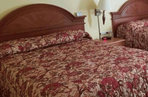 Manitouwadge Hotel | Select Inn